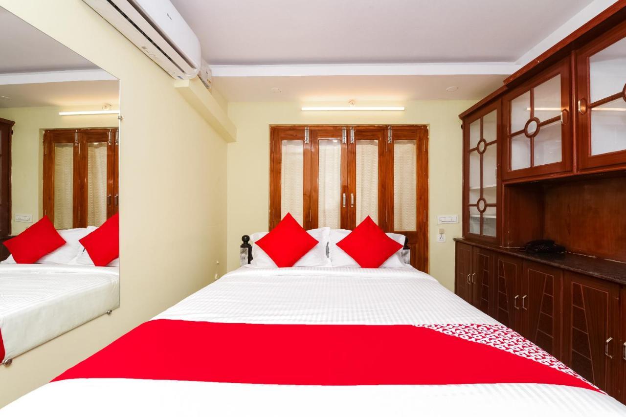 Oyo 26234 Annapurna Nilayam Hotel Vijayawāda Eksteriør billede