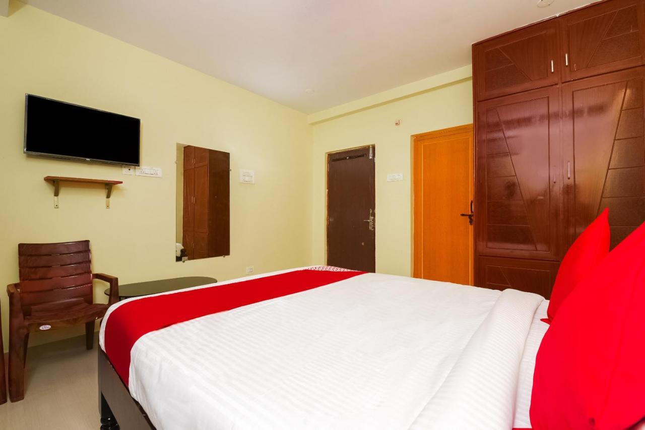 Oyo 26234 Annapurna Nilayam Hotel Vijayawāda Eksteriør billede