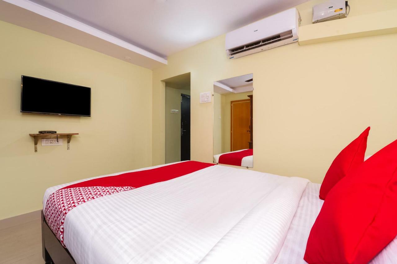 Oyo 26234 Annapurna Nilayam Hotel Vijayawāda Eksteriør billede